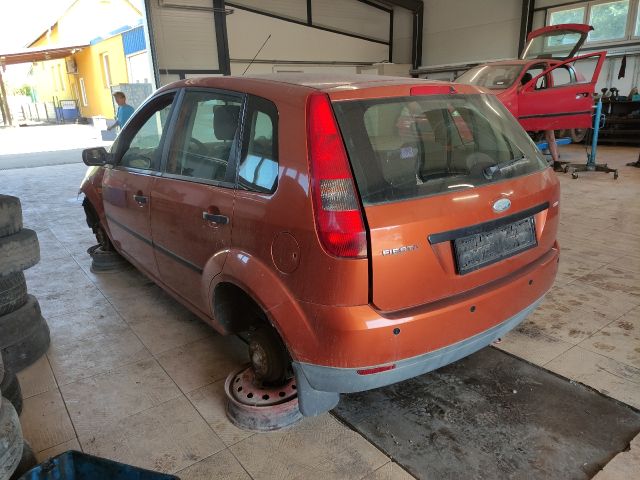 bontott FORD FIESTA V Bal első Féknyereg Munkahengerrel