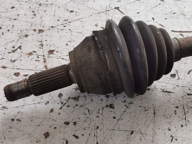 bontott FORD FIESTA V Bal Féltengely