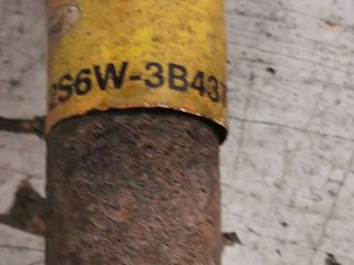 bontott FORD FIESTA V Bal Féltengely