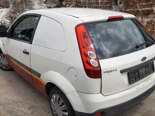 bontott FORD FIESTA V Bal hátsó Rugó