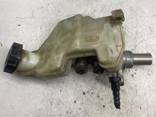 bontott FORD FIESTA V Főfékhenger