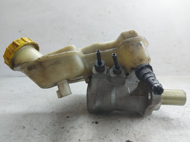 bontott FORD FIESTA V Főfékhenger