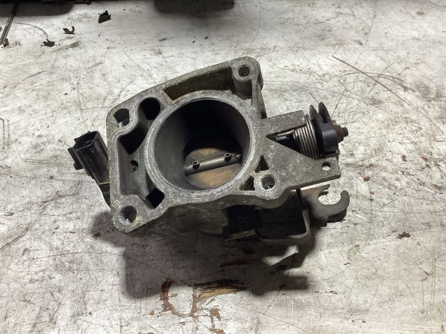 bontott FORD FIESTA V Fojtószelep (Mechanikus)