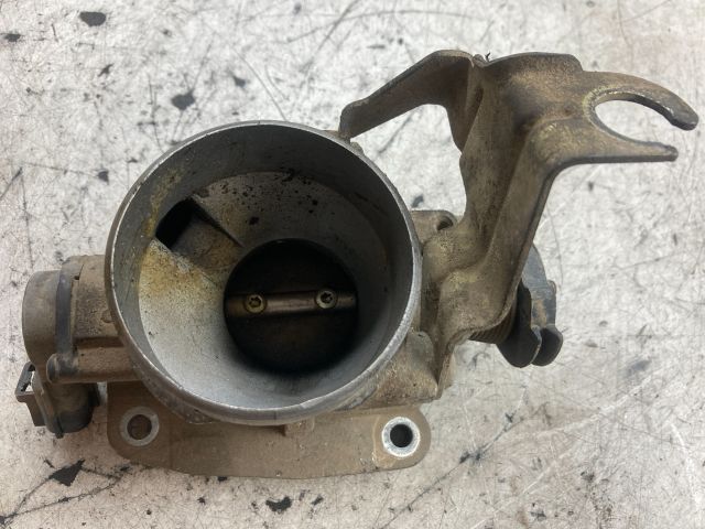 bontott FORD FIESTA V Fojtószelep (Mechanikus)