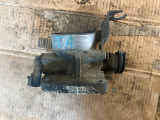 bontott FORD FIESTA V Fojtószelep (Mechanikus)