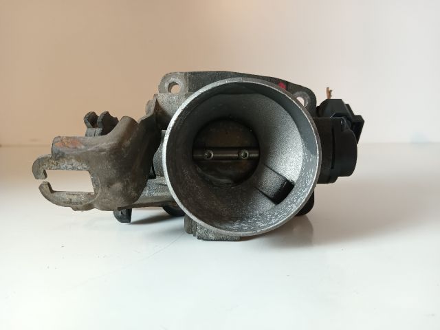 bontott FORD FIESTA V Fojtószelep (Mechanikus)