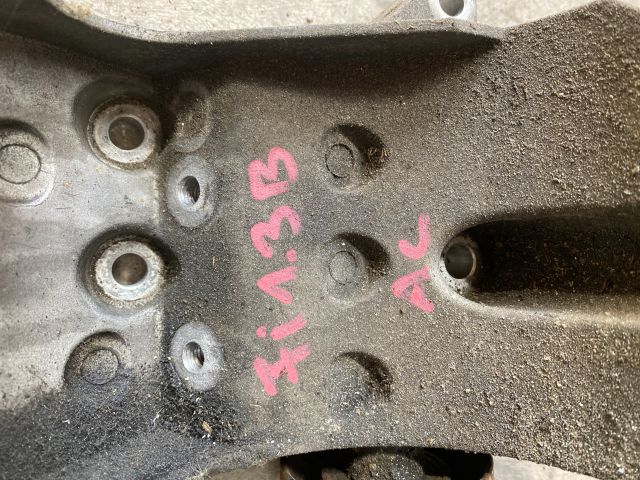 bontott FORD FIESTA V Generátor Tartó Bak