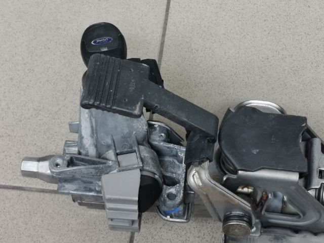 bontott FORD FIESTA V Gyújtáskapcsoló Házzal