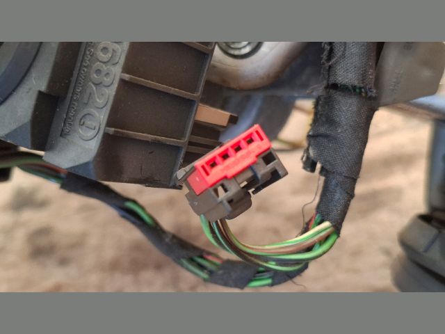 bontott FORD FIESTA V Gyújtáskapcsoló