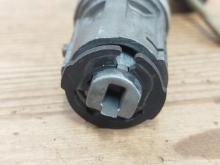 bontott FORD FIESTA V Gyújtáskapcsoló