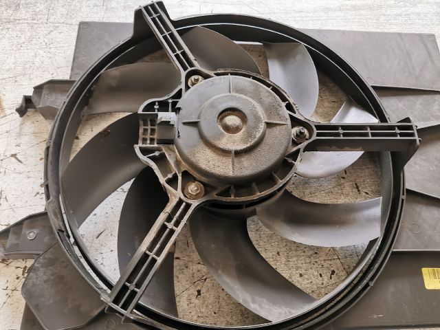bontott FORD FIESTA V Hűtőventilátor