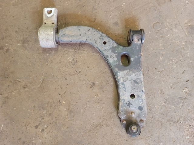 bontott FORD FIESTA V Jobb első Lengőkar