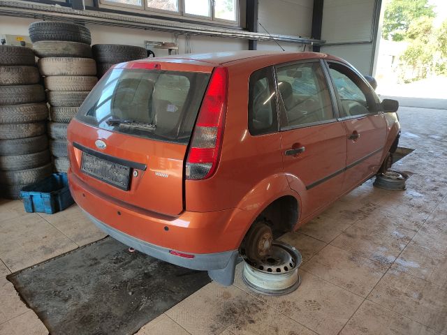 bontott FORD FIESTA V Jobb hátsó Rugó