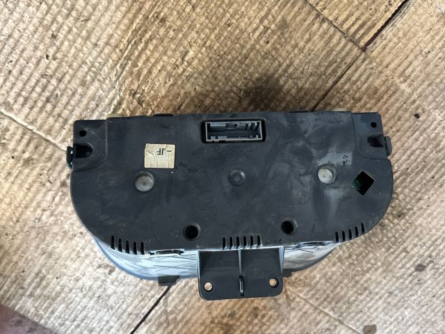 bontott FORD FIESTA V Kilométeróra