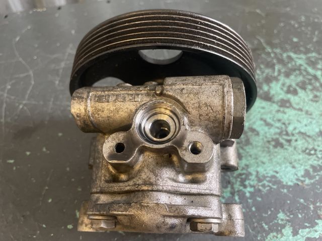 bontott FORD FIESTA V Kormányszervó Motor (Hidraulikus)