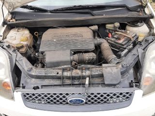 bontott FORD FIESTA V Légbeömlő Cső