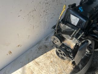 bontott FORD FIESTA V Motor (Fűzött blokk hengerfejjel)