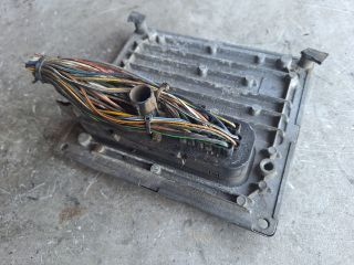 bontott FORD FIESTA V Motorvezérlő