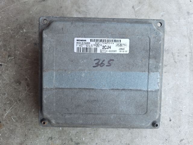 bontott FORD FIESTA V Motorvezérlő