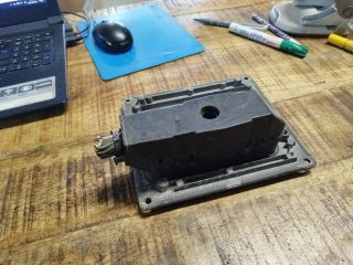 bontott FORD FIESTA V Motorvezérlő