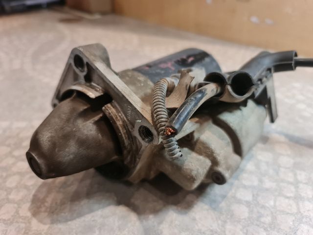 bontott FORD FIESTA V Önindító