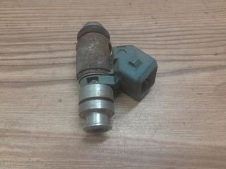 bontott FORD FIESTA V Porlasztó (1 db)