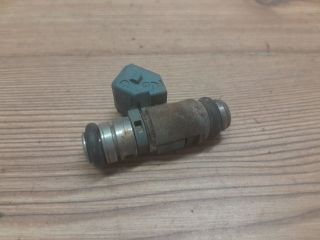 bontott FORD FIESTA V Porlasztó (1 db)