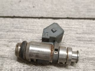 bontott FORD FIESTA V Porlasztó (1 db)