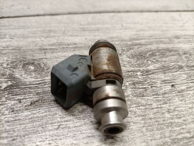 bontott FORD FIESTA V Porlasztó (1 db)