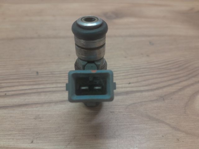 bontott FORD FIESTA V Porlasztó (1 db)