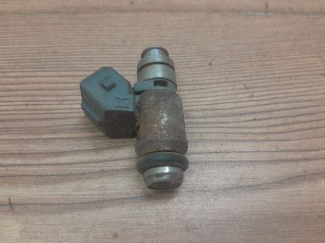 bontott FORD FIESTA V Porlasztó (1 db)