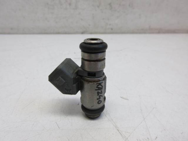 bontott FORD FIESTA V Porlasztó (1 db)