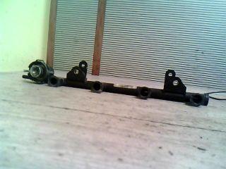 bontott FORD FIESTA V Porlasztó Sor / Híd