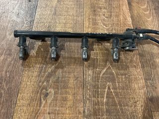 bontott FORD FIESTA V Porlasztó Sor / Híd