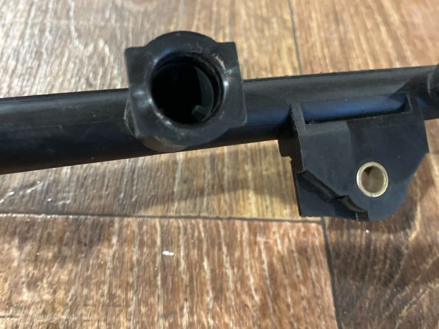 bontott FORD FIESTA V Porlasztó Sor / Híd