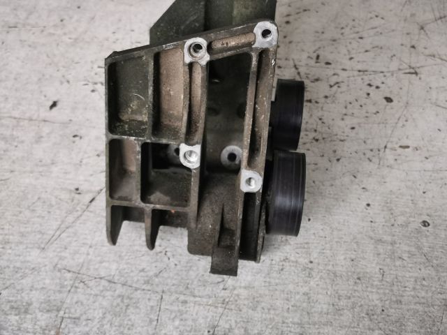 bontott FORD FIESTA V Szíjfeszítő Görgő