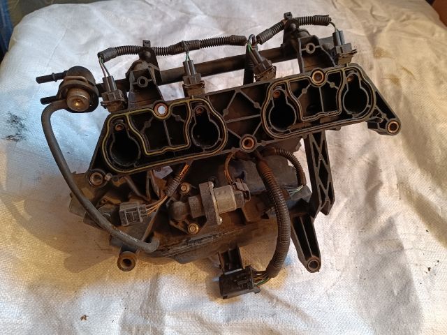 bontott FORD FIESTA V Szívósor