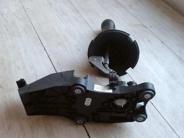 bontott FORD FIESTA V Váltó Kulissza