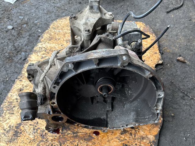 bontott FORD FIESTA V Váltó (Mechanikus)