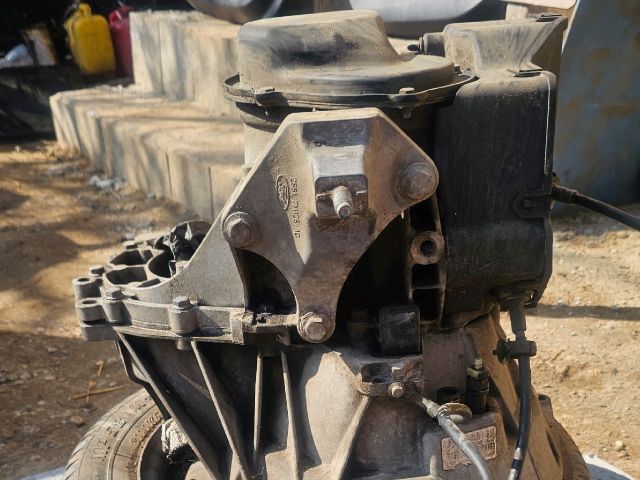 bontott FORD FIESTA V Váltó (Mechanikus)