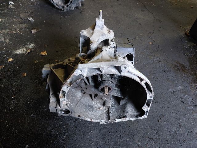 bontott FORD FIESTA V Váltó (Mechanikus)