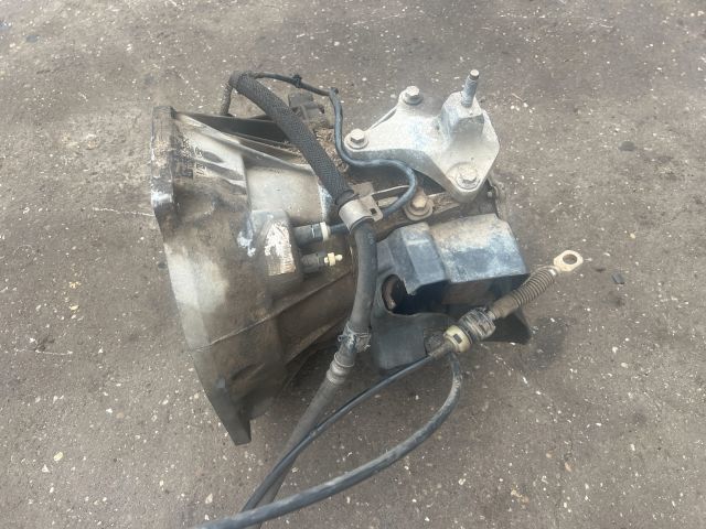 bontott FORD FIESTA V Váltó (Mechanikus)