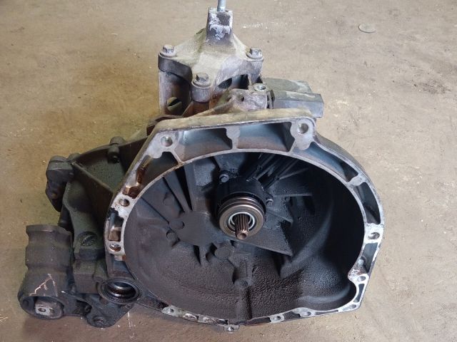 bontott FORD FIESTA V Váltó (Mechanikus)
