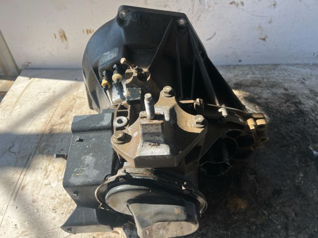 bontott FORD FIESTA V Váltó (Mechanikus)