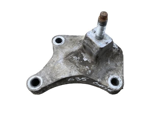 bontott FORD FIESTA V Váltó Tartó Bak (Pozíciófüggetlen)