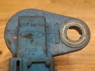 bontott FORD FIESTA V Vezérműtengely Fordulatszám Jeladó