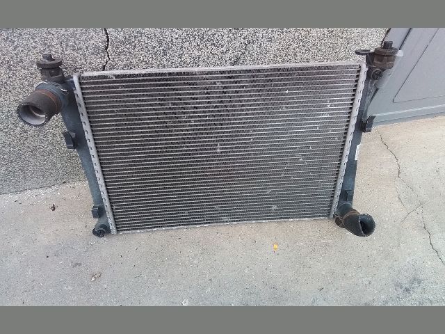 bontott FORD FIESTA V Vízhűtő Radiátor (Klímás)