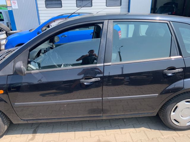 bontott FORD FIESTA V Vízhűtő Radiátor (Klímás)