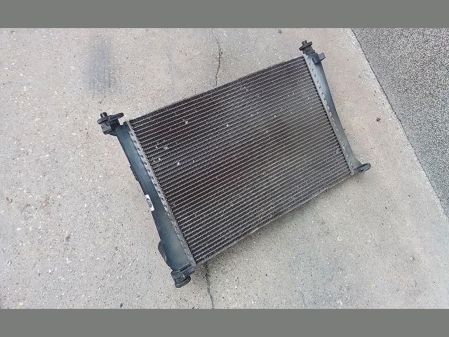 bontott FORD FIESTA V Vízhűtő Radiátor (Klímás)