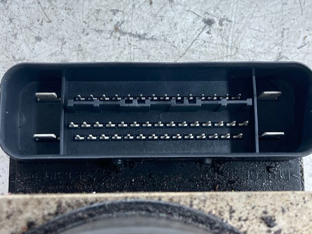 bontott FORD FIESTA V ABS Kocka